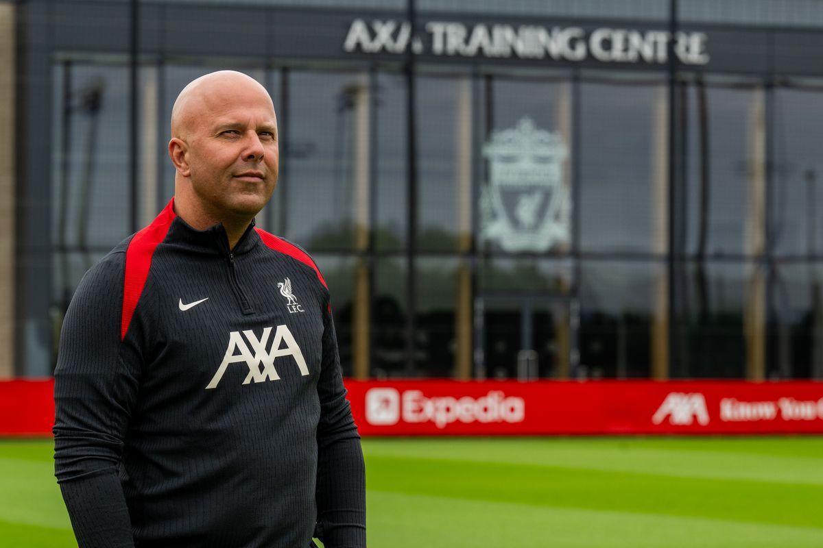 Arne Slot Liverpool FC Coach